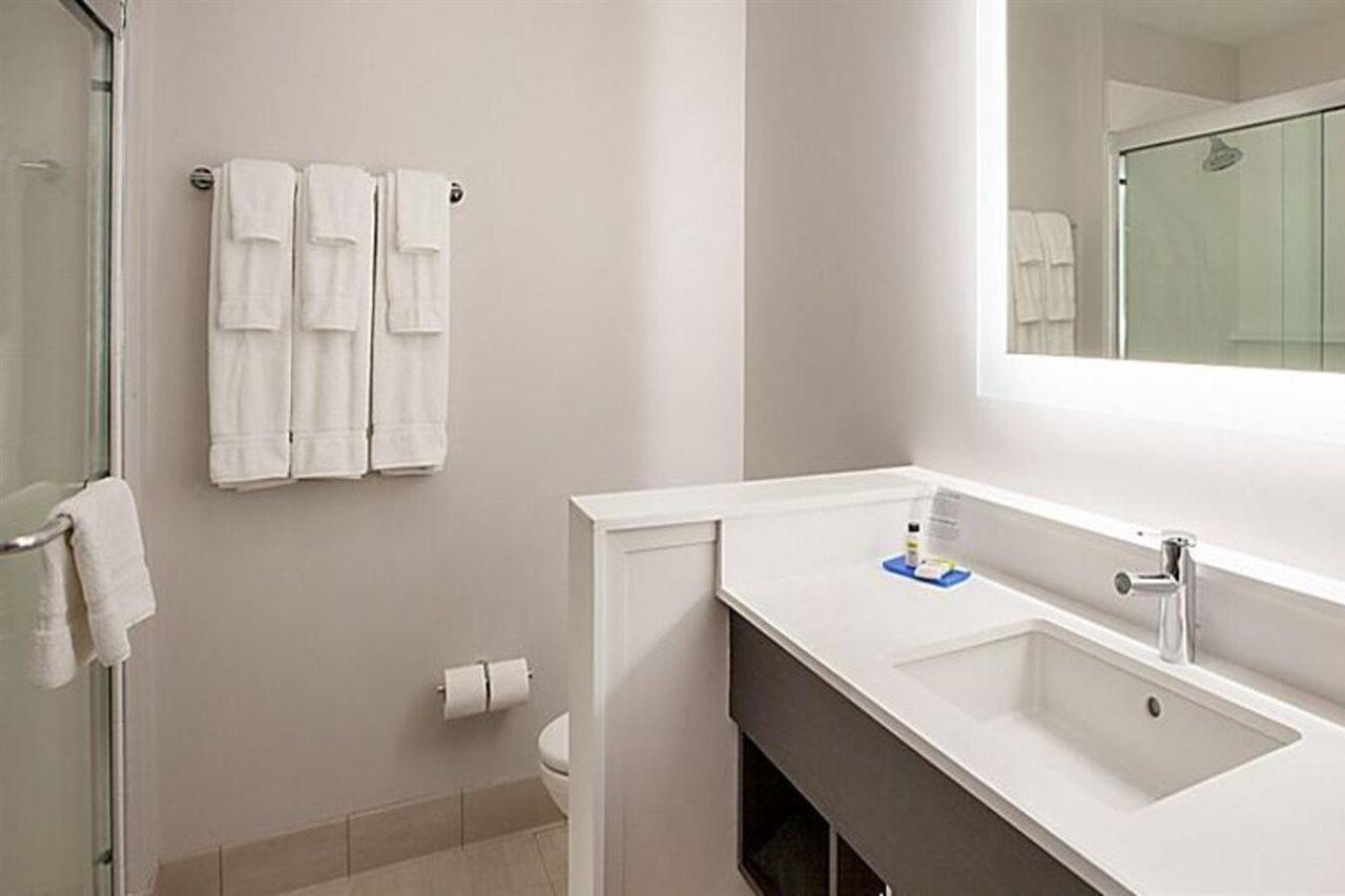 Holiday Inn Express & Suites Tuscaloosa East By Ihg Eksteriør billede